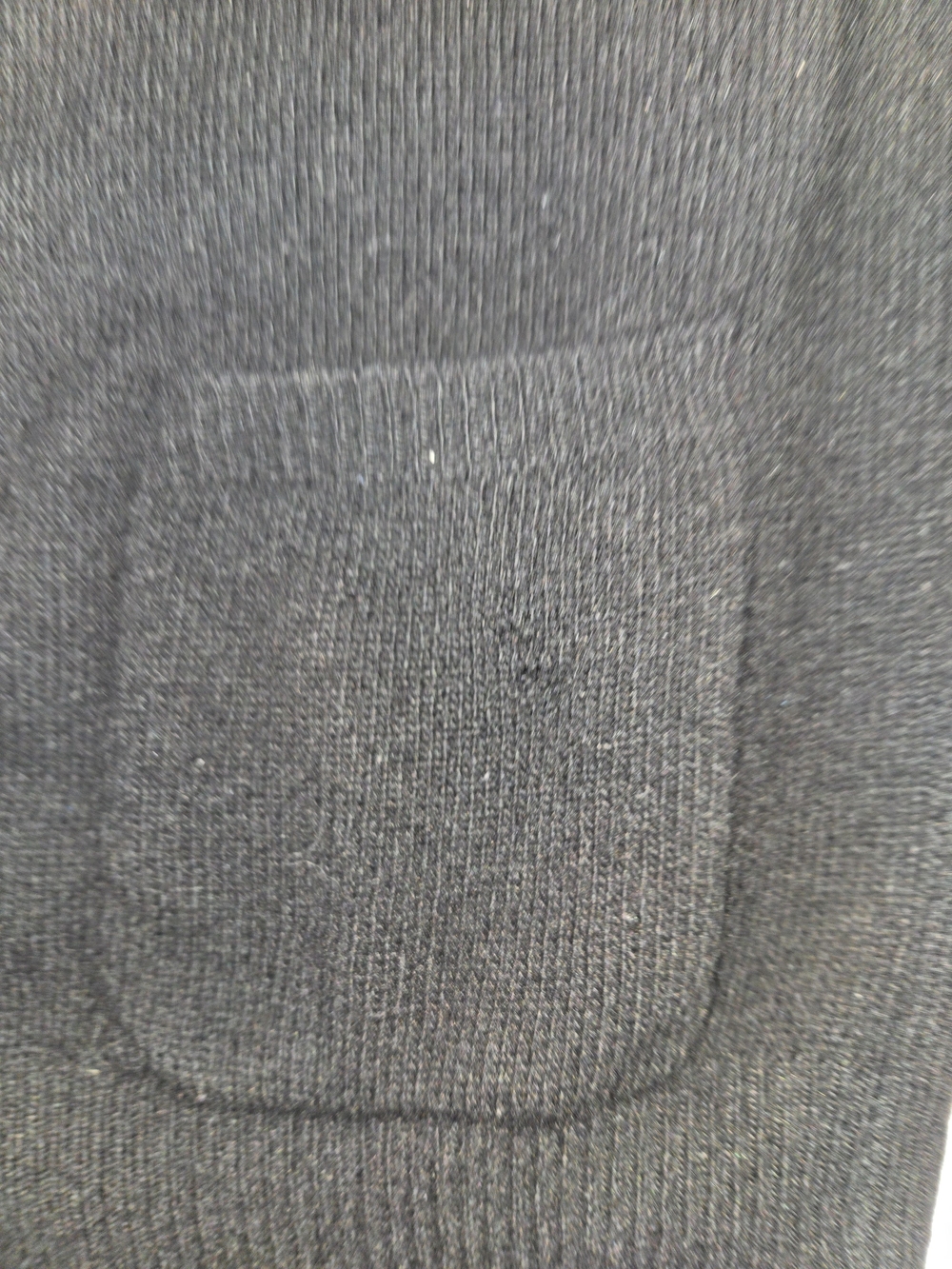 Neiman Marcus Black Men's V-Neck Cardigan Sweater - Picture 4 of 7